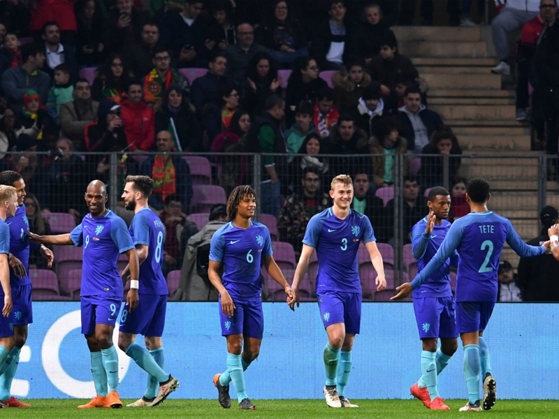 Portugal 0 Netherlands 3: Kluivert makes debut in Koeman's first win