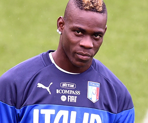 Balotelli ditarik dari skuat Azzurri.