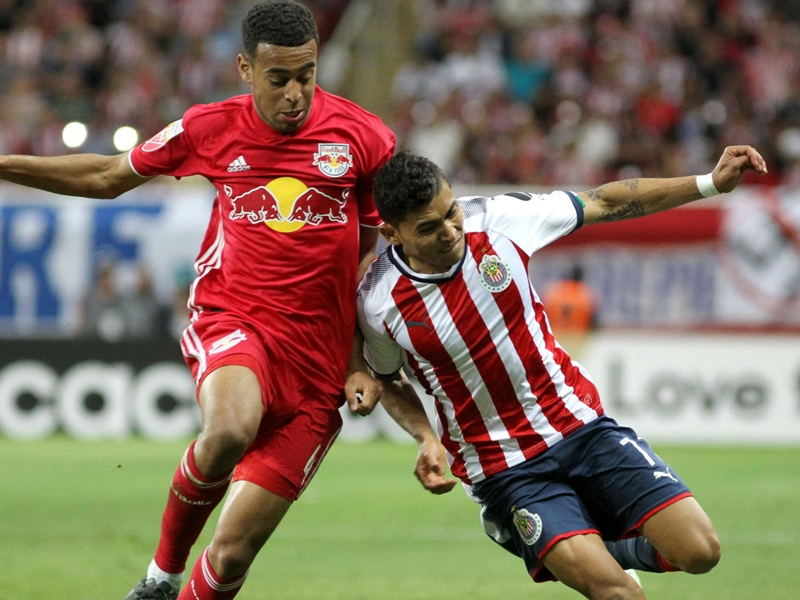Ring the bell! Chivas and Red Bulls set for Round 2 after physical CCL semifinal first leg
