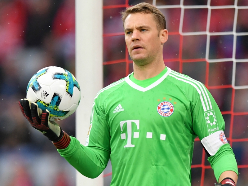 Bayern Munich star Neuer trains with ball for first time in over six months