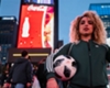 Times Meydanı'nda freestyle ateşi - Coca-Cola sponsorluğundaki FIFA Dünya Kupası Turu'nda yeni durak New York