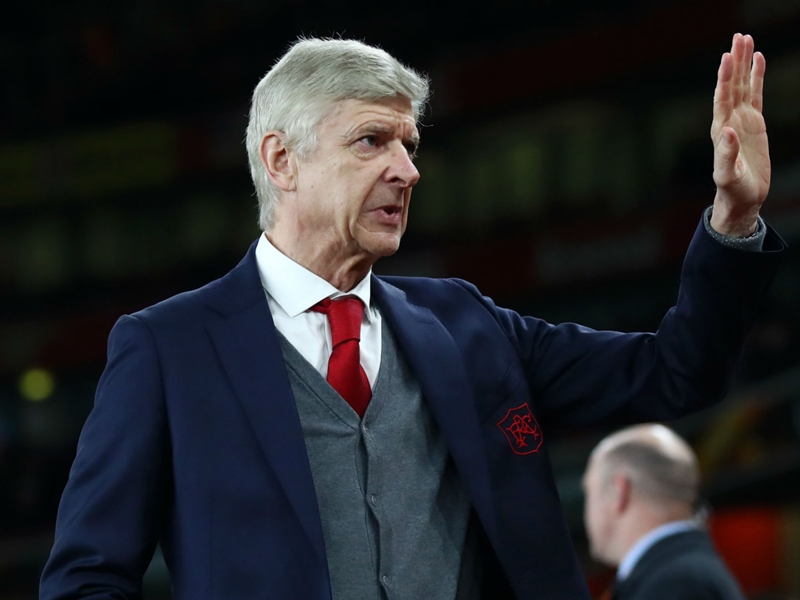 Dyche eager to feature in 'legendary' Wenger's Emirates farewell