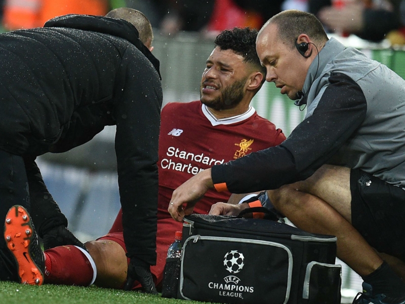 Oxlade-Chamberlain injury 'really bad' confirms Klopp as Liverpool & England dealt blow
