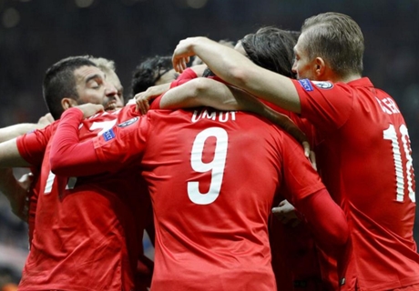 Qual. Euro 2016 - Poker della R.Ceca
