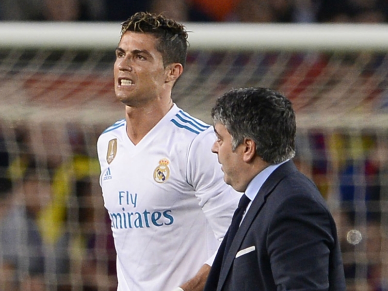 Cristiano Ronaldo departs Clasico at half-time with injury
