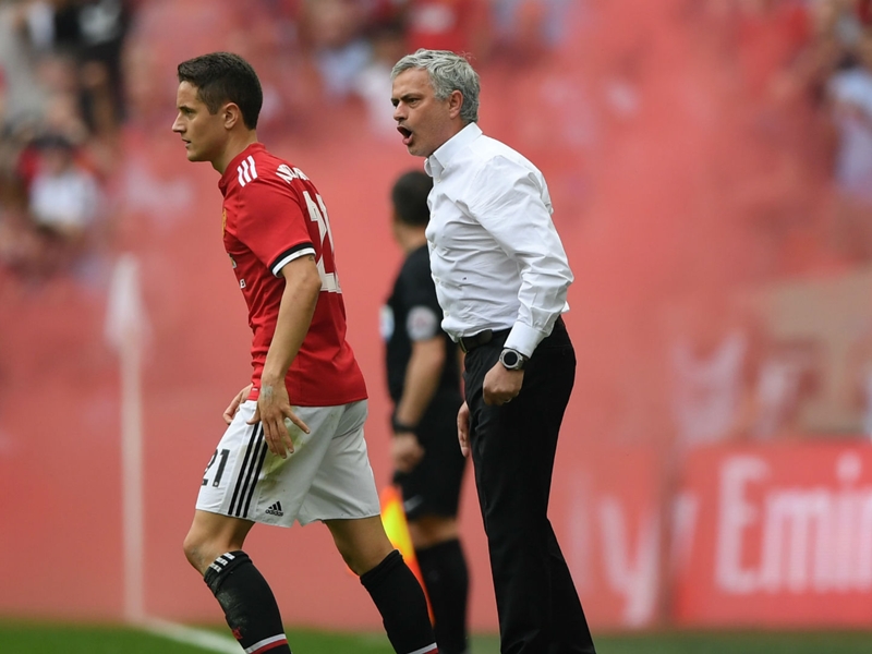 At Manchester United, we're used to scrutiny - Herrera