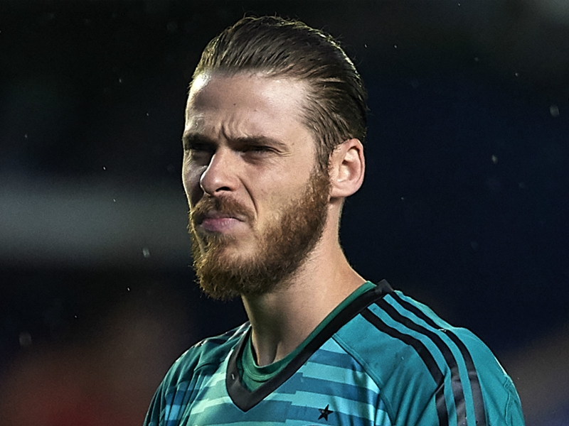 De Gea refuses to rule out Real Madrid move as Man Utd goalkeeper focuses on Spain's World Cup bid