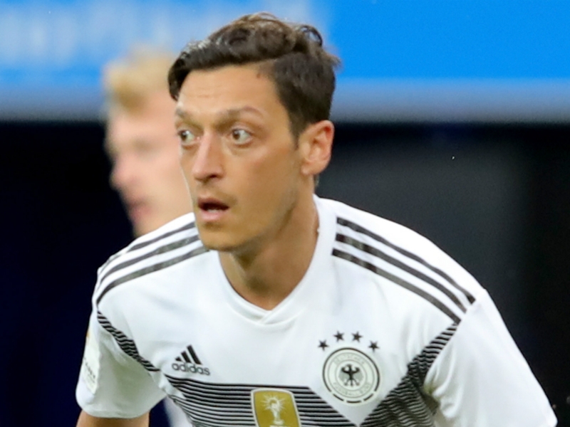 Ozil fit for start of Germany's World Cup defence after shaking off knee injury