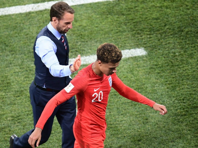 Alli offers England headache as thigh strain confirmed