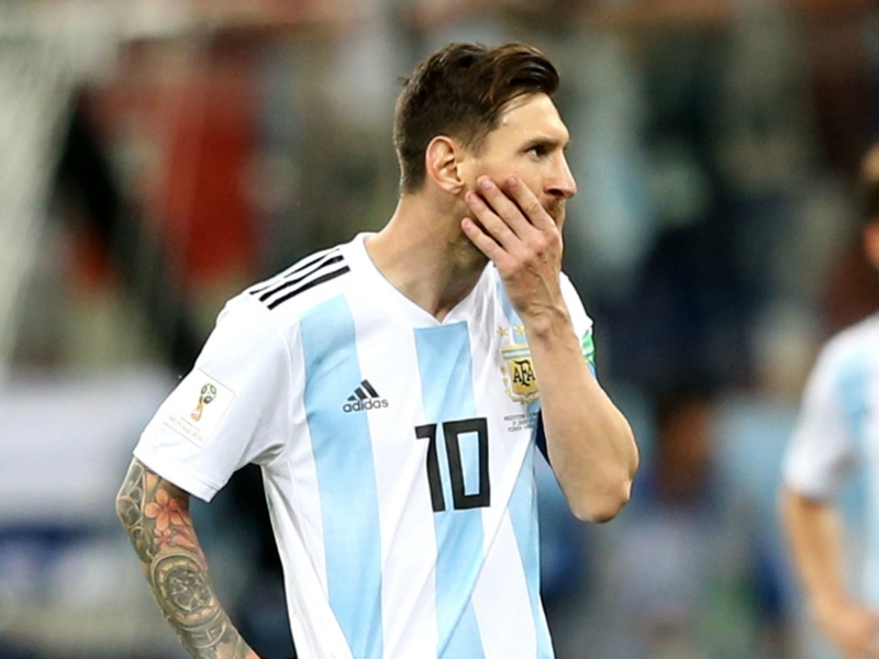 Petit: Messi is not a leader like Ronaldo
