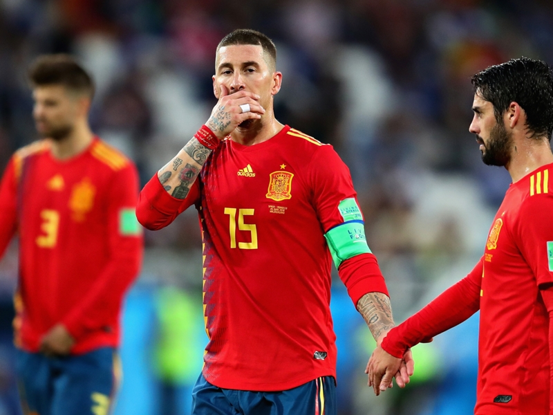 Spain defending 'not the way forward', admits Hierro in error-strewn campaign