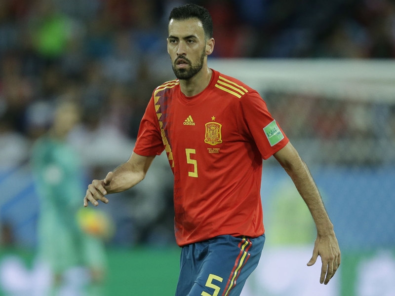Casemiro: Spain's Busquets is world's best in my position