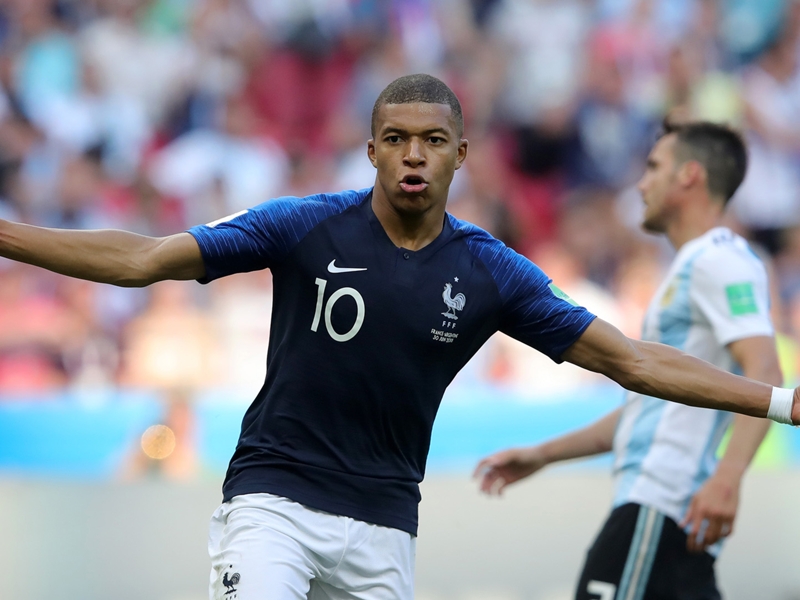 Pele congratulates Mbappe on matching World Cup record