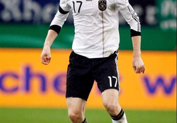 World Cup 2010: Per Mertesacker: Germany Will Bounce Back And Progress