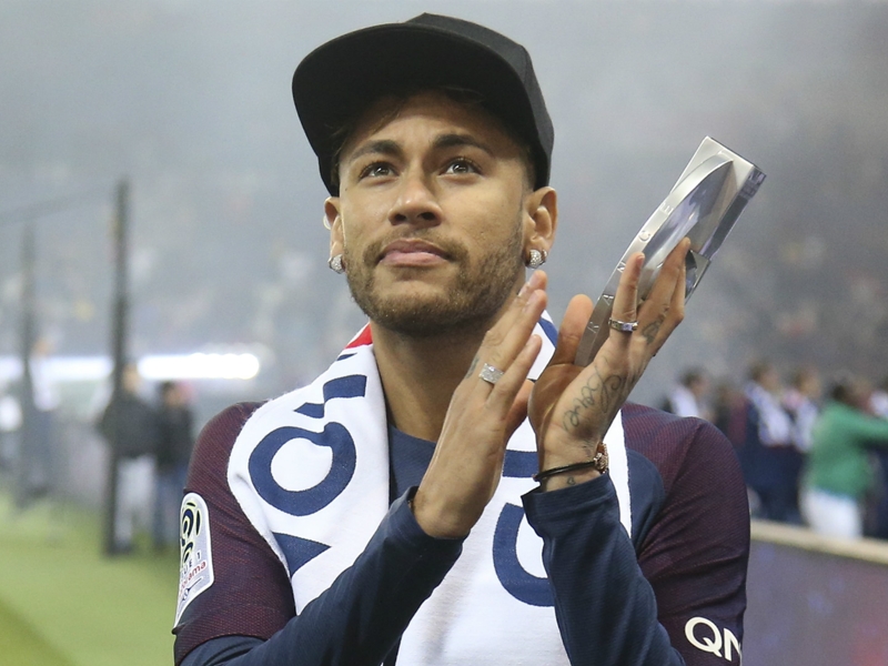 Neymar rules himself out as Ronaldo's Madrid heir while wishing him 'good luck' in Italy
