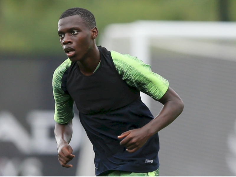 Manchester City sign Claudio Gomes from PSG