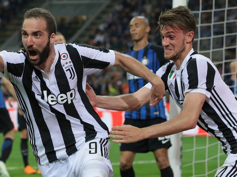 Chelsea set to meet with Juventus over moves for Rugani and Higuain