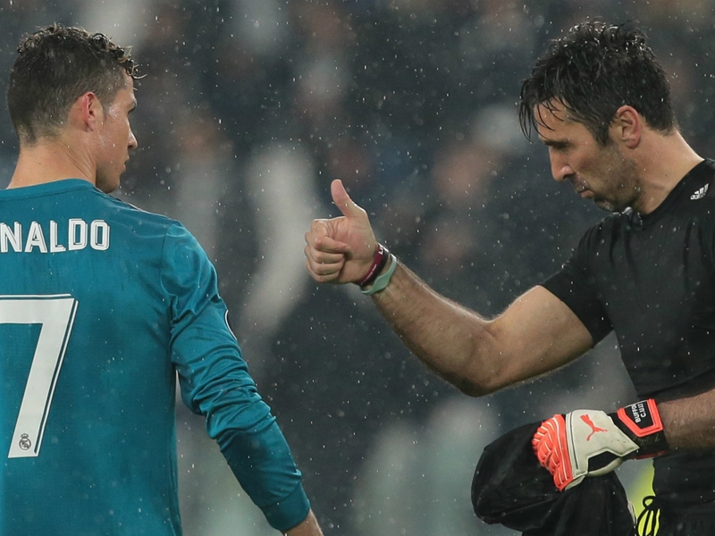 Juventus 'spectator' Buffon brushes off Ronaldo questions