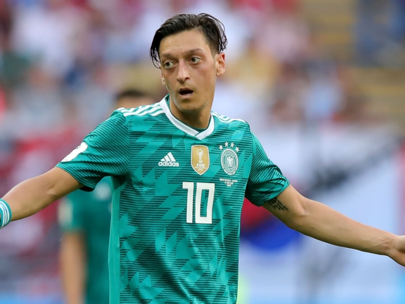 Germany players accept Ozil's retirement - Neuer