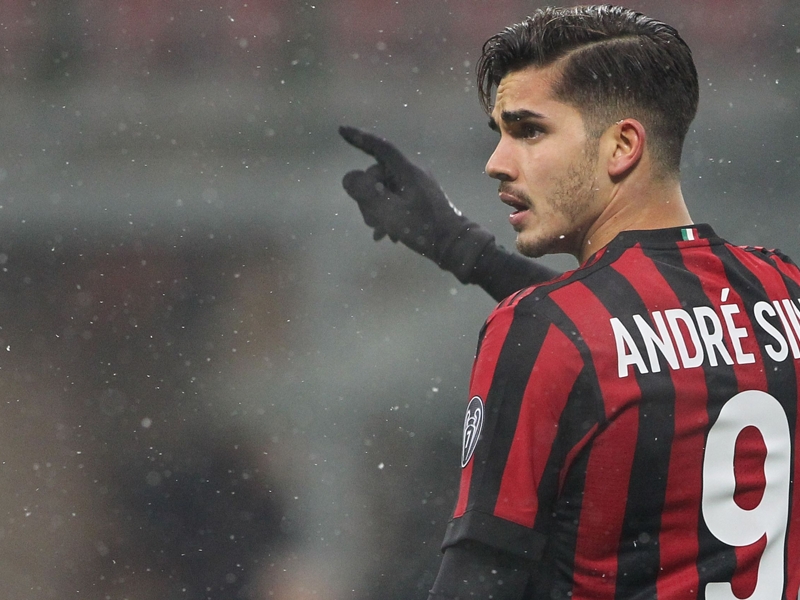 Sevilla reach agreement to sign Andre Silva on loan