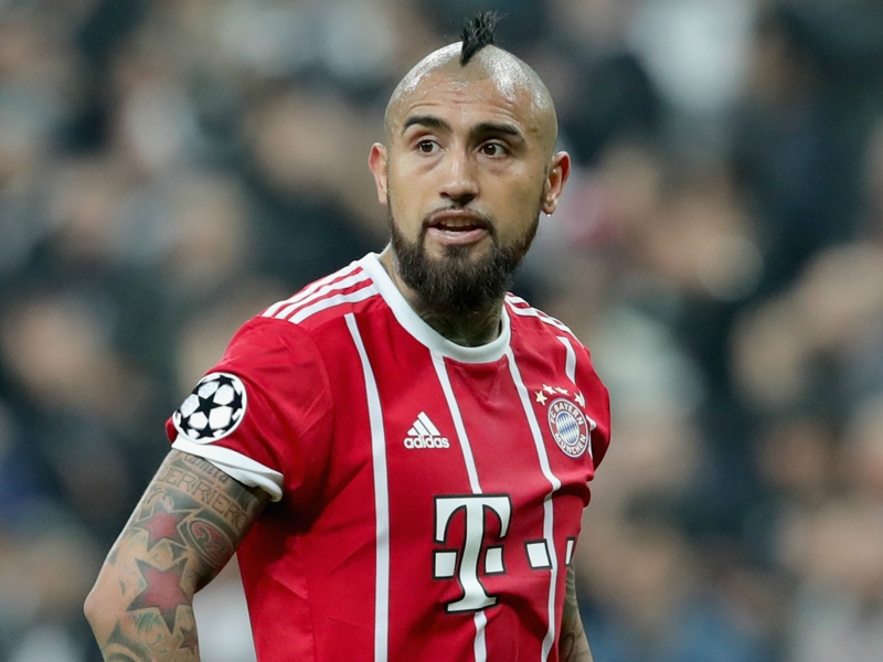 Vidal joins Barcelona from Bayern in €20m switch