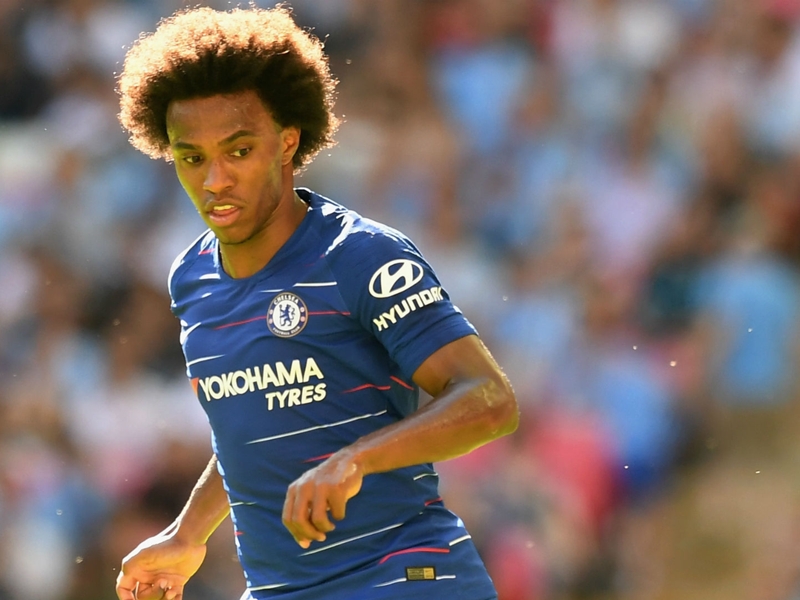 Willian eager for Chelsea stay after Sarri talks