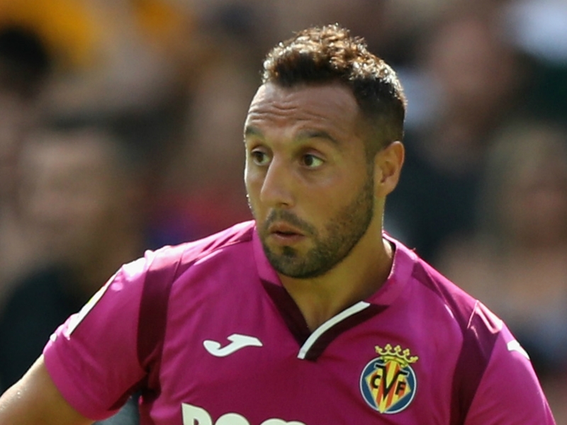 Cazorla unveiled by Villarreal with bizarre magic stunt