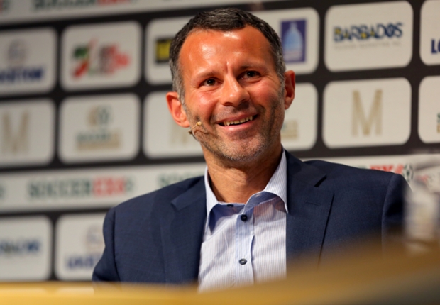 Chelsea 'head and shoulders' above title rivals - Giggs