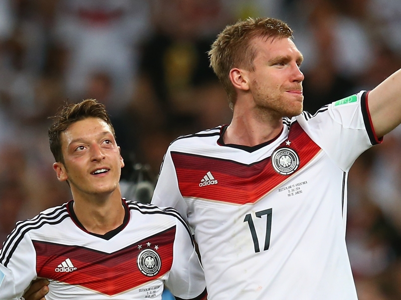 Mertesacker refutes Germany race division amid Ozil retirement storm