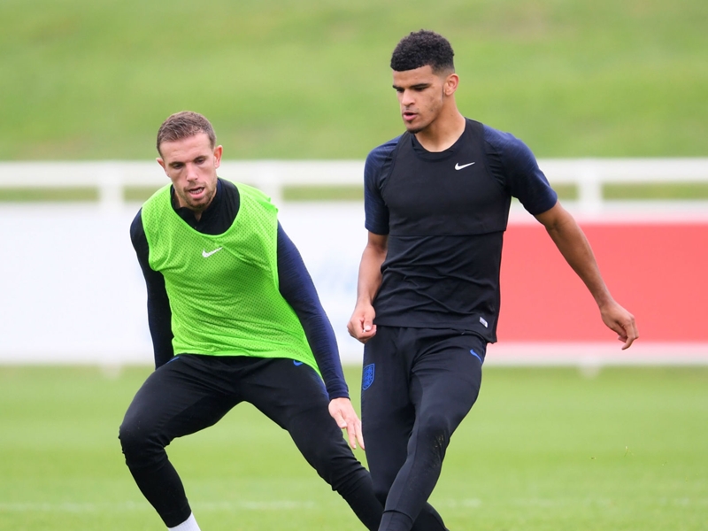 Kane an example to Liverpool youngster Solanke, says Klopp