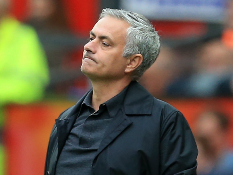 Carragher: Arsenal and Manchester United favourites to miss out on top four spot