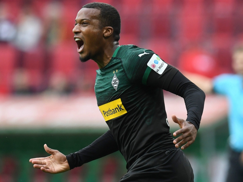 Pléa voit plus grand que M'Gladbach Pléa voit plus grand que M'Gladbach