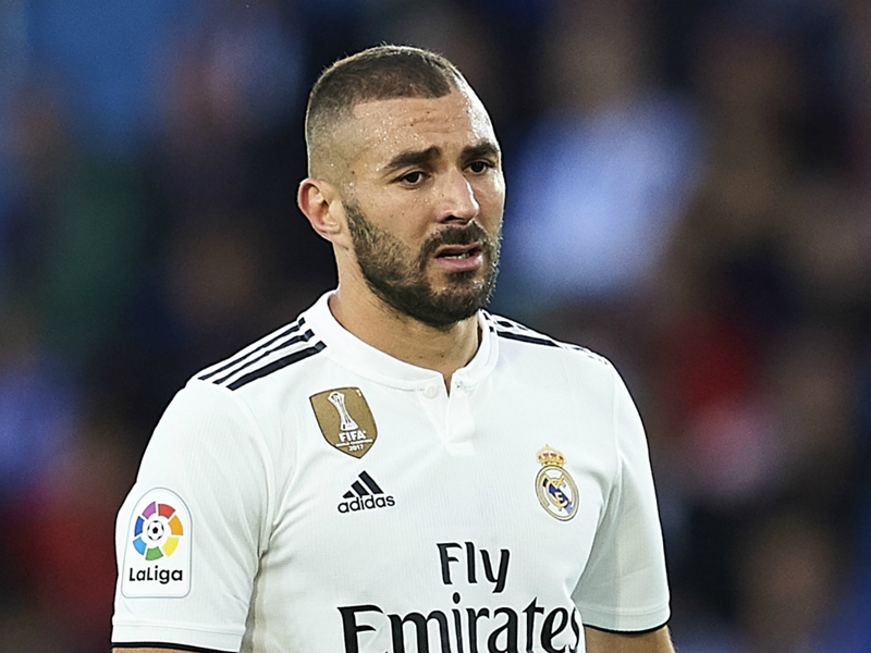 Benzema a Clasico doubt after Real Madrid confirm hamstring injury