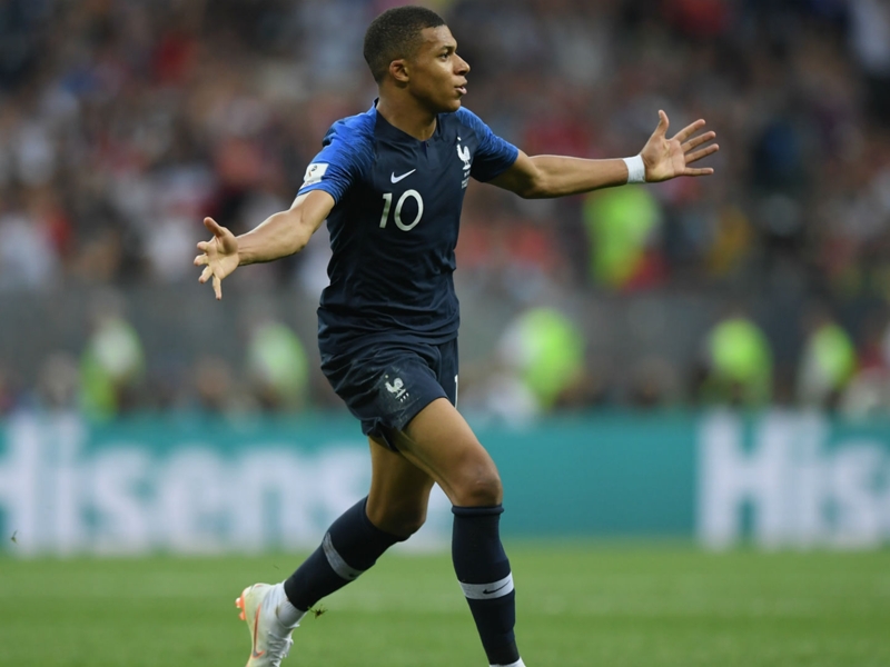 Mbappe 'has everything' to win Ballon d'Or, says Matuidi