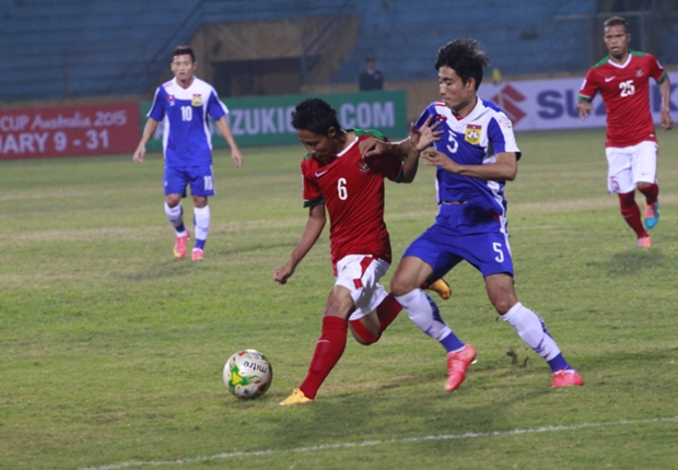 Evan Dimas mencetak gol pembuka Indonesia, sekaligus gol perdananya bagi timnas senior