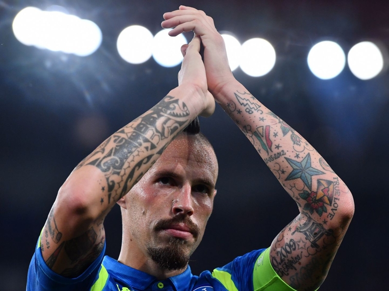 Mercato - Dalian Yifang veut Marek Hamsik en prêt, le président de Naples s'énerve