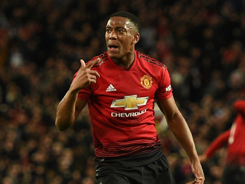 'He drives me crazy!' - Neville 'confused' by Martial's fluctuating Man Utd form