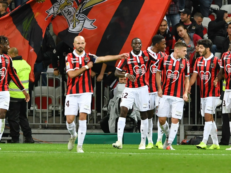 Nice-Auxerre 3-2, Nice progresse en 8es grâce au premier but de Maolida