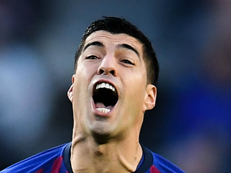 Rayo Vallecano 2 Barcelona 3: Dembele and Suarez strike late to save Valverde's men