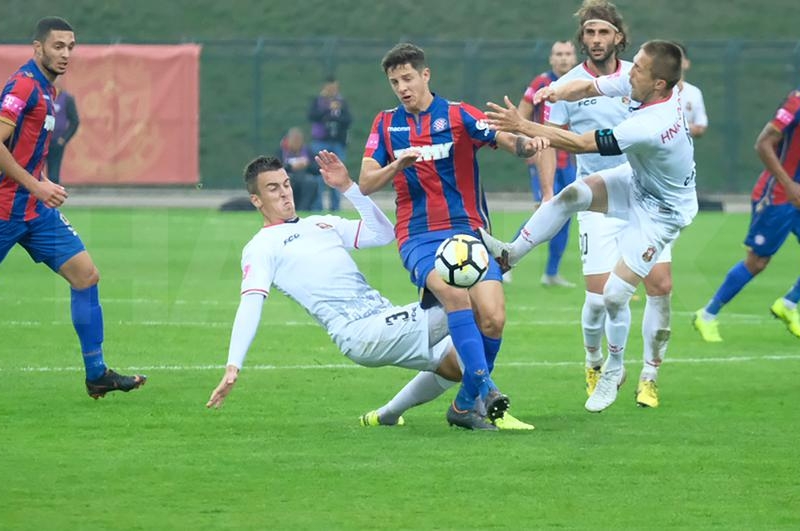 Mercato - Le LOSC a fait une offre pour Domagoj Bradaric, latéral gauche de l'Hadjuk Split