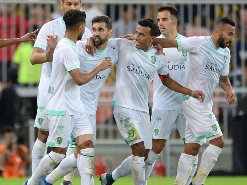 الأهلي السعودي يُقدم لمحة إنسانية رائعة الأهلي السعودي يُقدم لمحة إنسانية رائعة