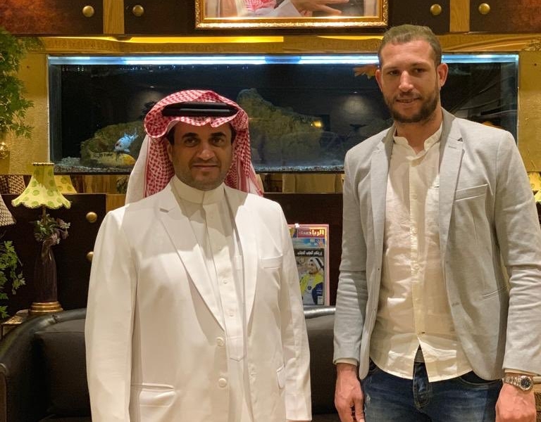 الشباب السعودي يعلن تجديد عقد التونسي فاروق بن مصطفى الشباب السعودي يعلن تجديد عقد التونسي فاروق بن مصطفى