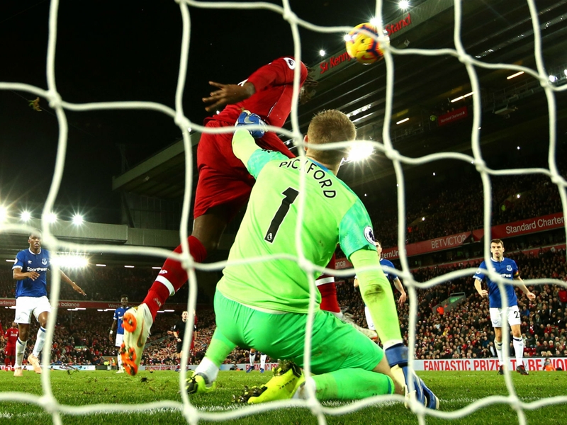 Apologetic Pickford: Merseyside derby clanger won't affect me