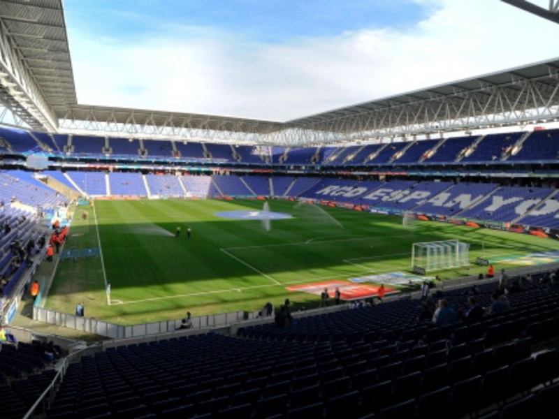 ZOOM - Comment l'Espanyol existe dans l'ombre du Barça ZOOM - Comment l'Espanyol existe dans l'ombre du Barça