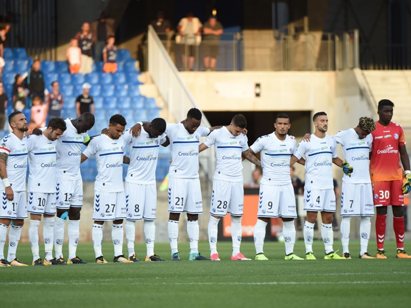 Ligue 1 - Le Racing Club de Strasbourg portera un maillot spécial à Reims en hommage aux victimes de l'attentat