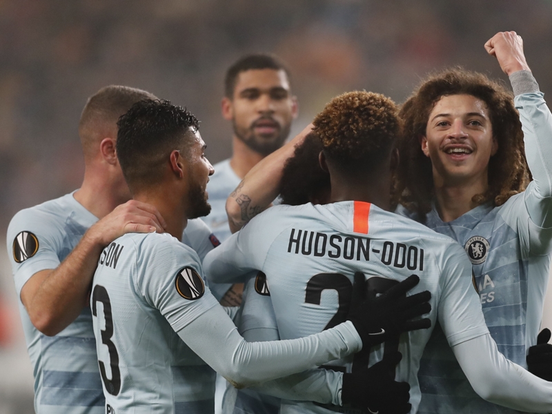 الدوري الأوروبي| تشيلسي ينهي دور المجموعات بالتعادل الأول الدوري الأوروبي| تشيلسي ينهي دور المجموعات بالتعادل الأول