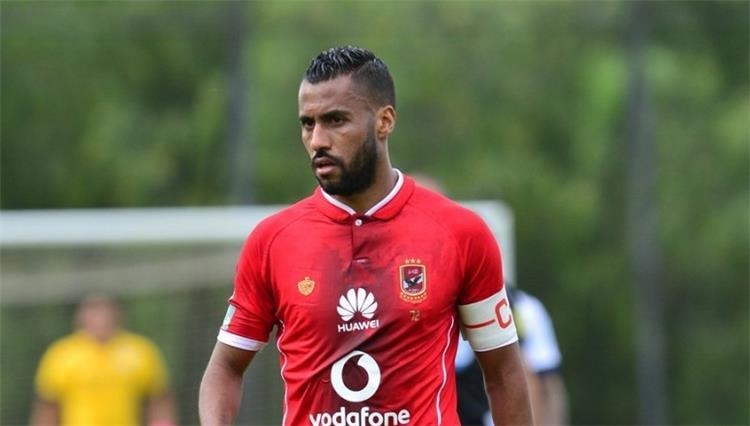 فيفا يهنيء حسام عاشور بعيد ميلاده الـ33 فيفا يهنيء حسام عاشور بعيد ميلاده الـ33