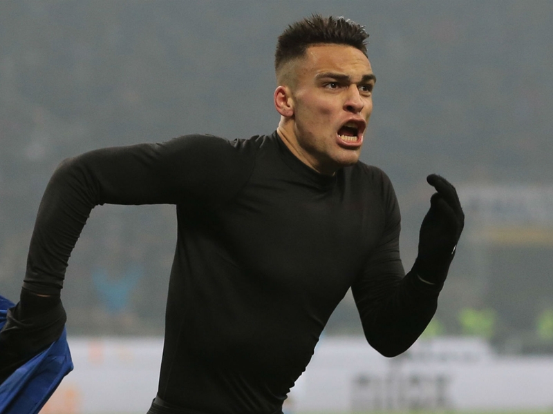 Inter 1 Napoli 0: Substitute Martinez snatches late victory