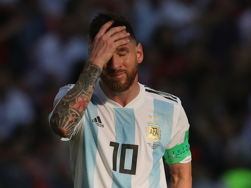Messi to hold more talks over Argentina return, says Scaloni