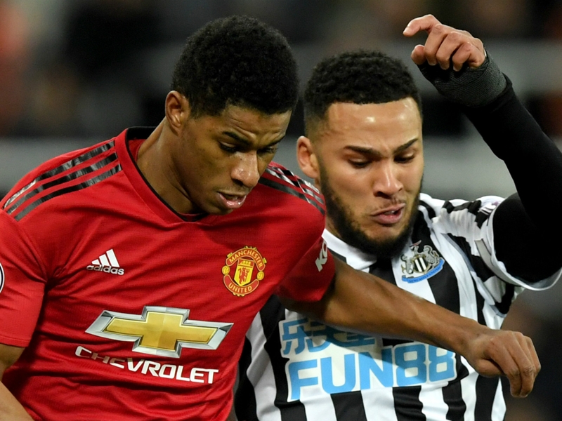 Newcastle - Manchester United 0-2, Manchester United poursuit son renouveau